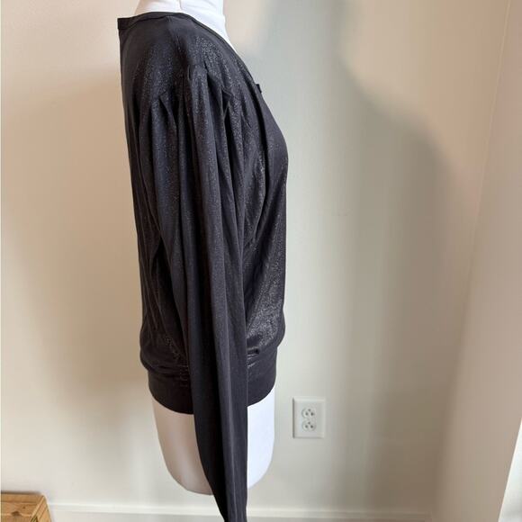 FREE PEOPLE SHIMMER BLACK FLOWY SLEEVE HENLEY LONF SLEEVE BOAT NECK SMALL - Picture 5 of 8